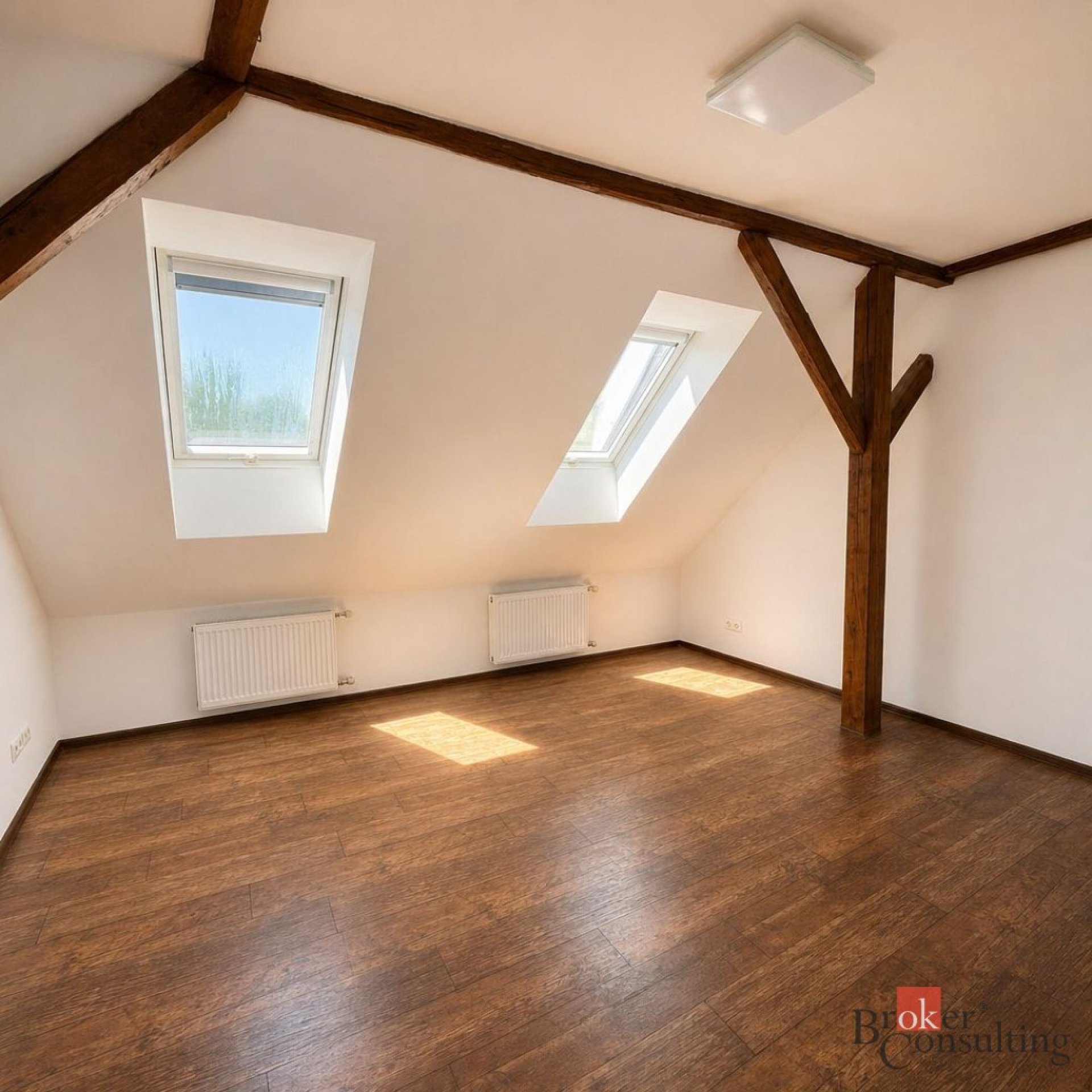 Pronájem, byty/1+kk, 28 m2, Chabarovská 296/2, 46006 Liberec, Liberec [ID 85057]