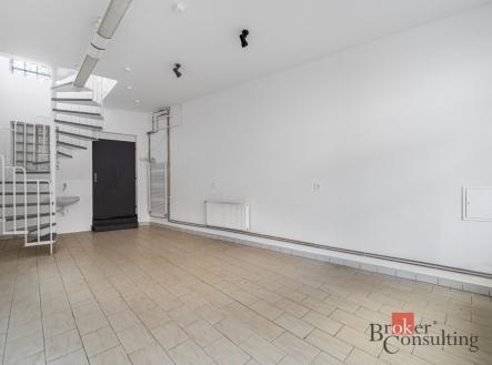 Pronájem komerčního objektu, jiný, 88 m²