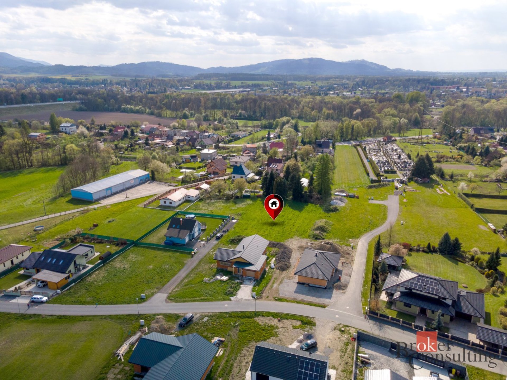 Prodej, pozemky/bydlení, 1801 m2, Staré Město, Frýdek-Místek [ID 84103]