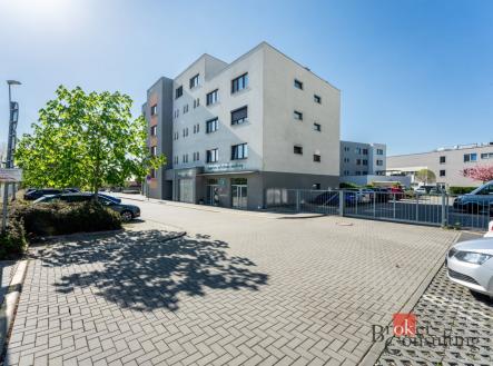 Pronájem bytu, 1+kk, 37,7 m²