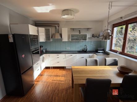 Pronájem domu/vily, 160 m²