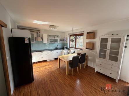 Pronájem domu/vily, 160 m²