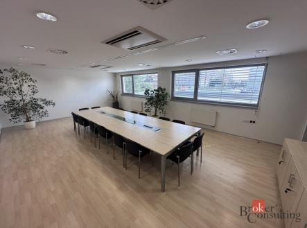 Pronájem komerčního objektu, administrativní budova, 13 m²