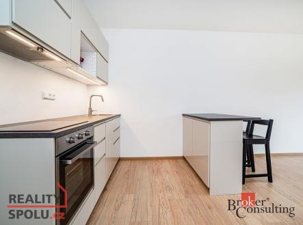 Pronájem bytu, 1+kk, 35 m²