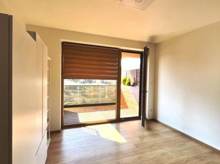 Pronájem bytu, 1+kk, 35 m²