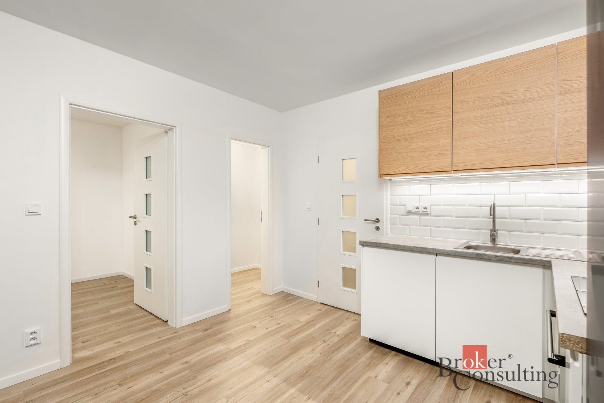 Pronájem bytu 2+kk, 41,1 m² v ulici Pod Lysinami, Praha 4 – Hodkovičky