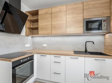 Pronájem bytu, 4+1, 78,89 m²