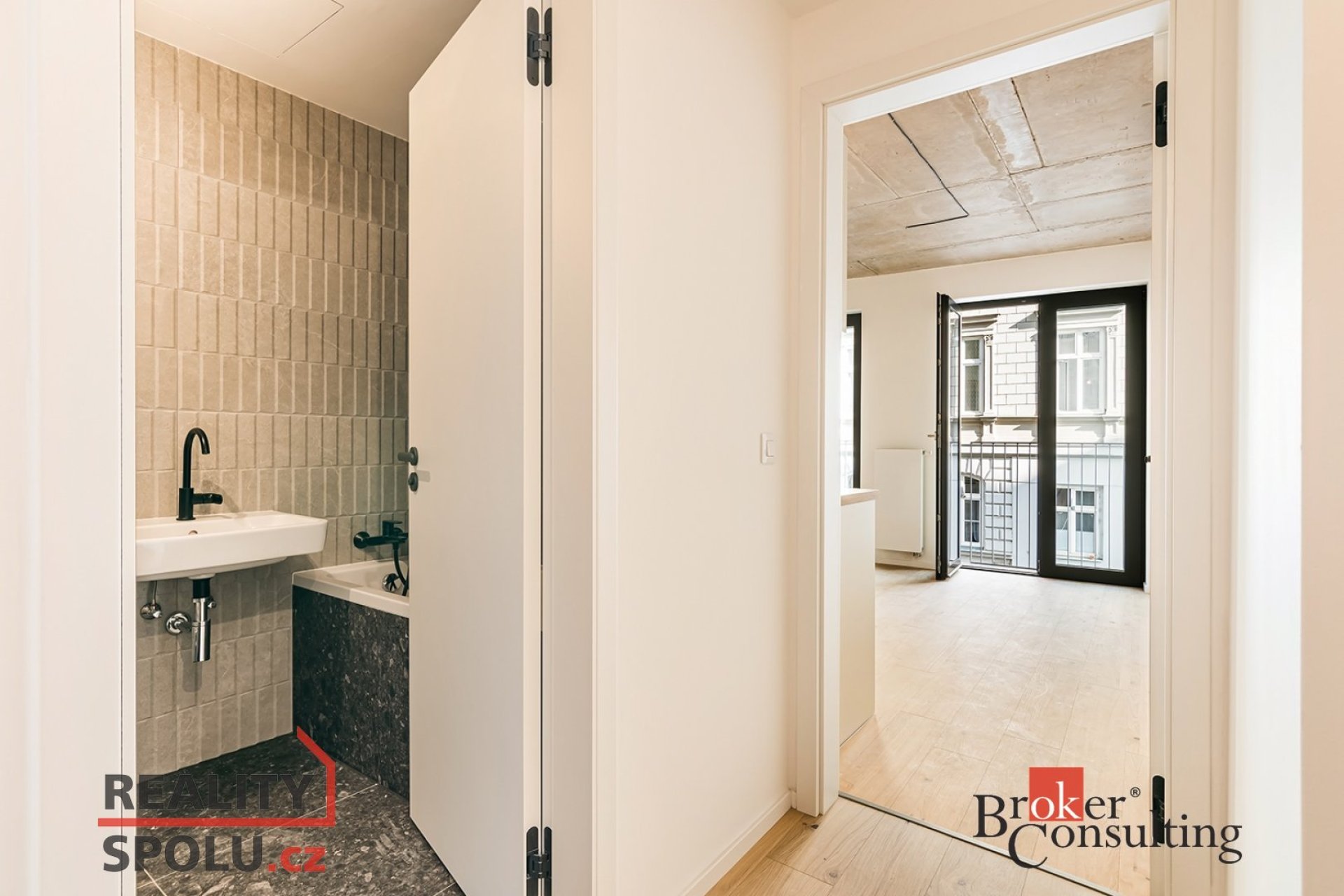 Pronájem, byty/1+kk, 24 m2, Bratislavská 946/82, 60200 Brno, Brno-město [ID 85309]