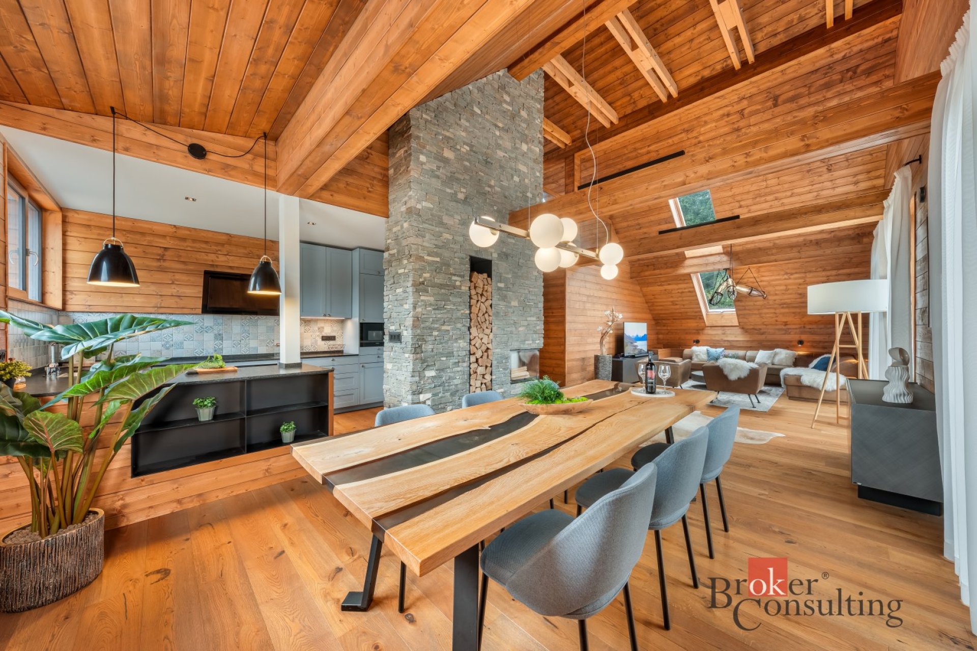 Prodej, komerční/ubytování, 223 m2, Nový Svět 701, 51246 Harrachov, Semily [ID 84494]