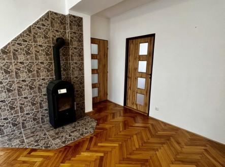 Pronájem bytu, 2+1, 56 m²