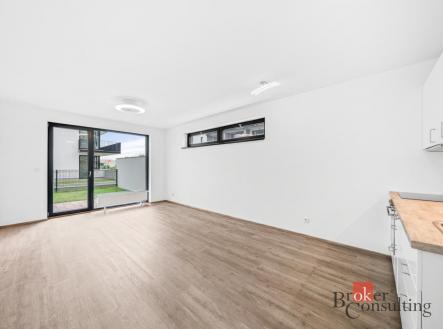 Pronájem bytu, 1+kk, 38 m²