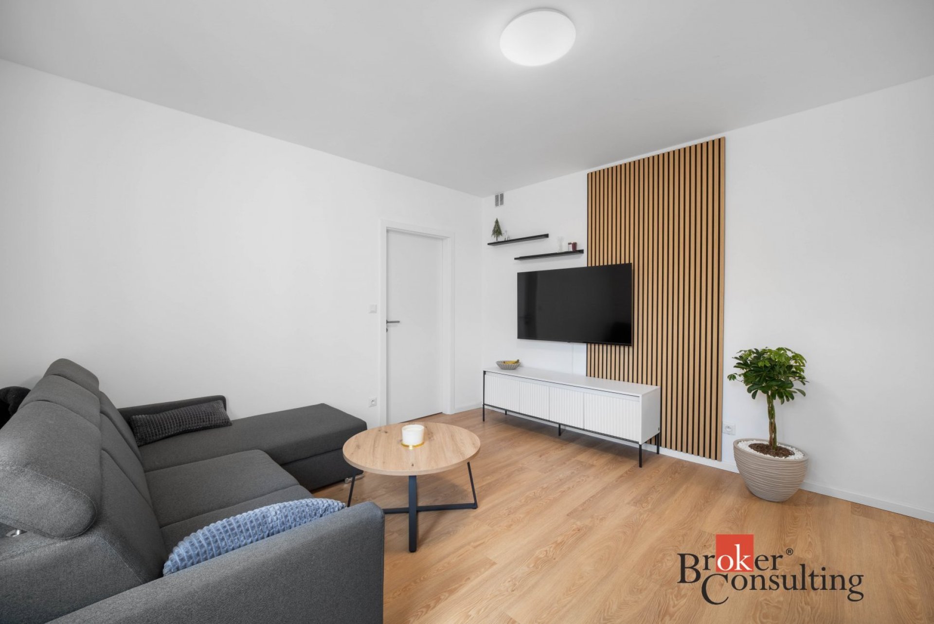 Pronájem, byty 2+kk, 37 m2