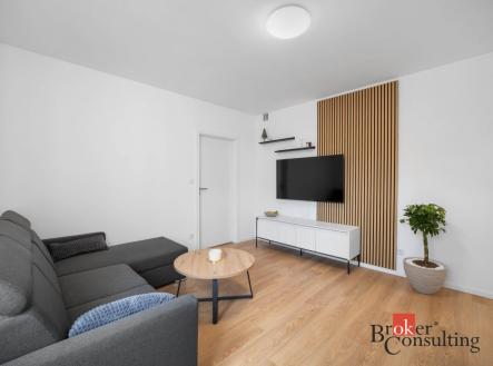 Pronájem bytu, 2+kk, 37 m²