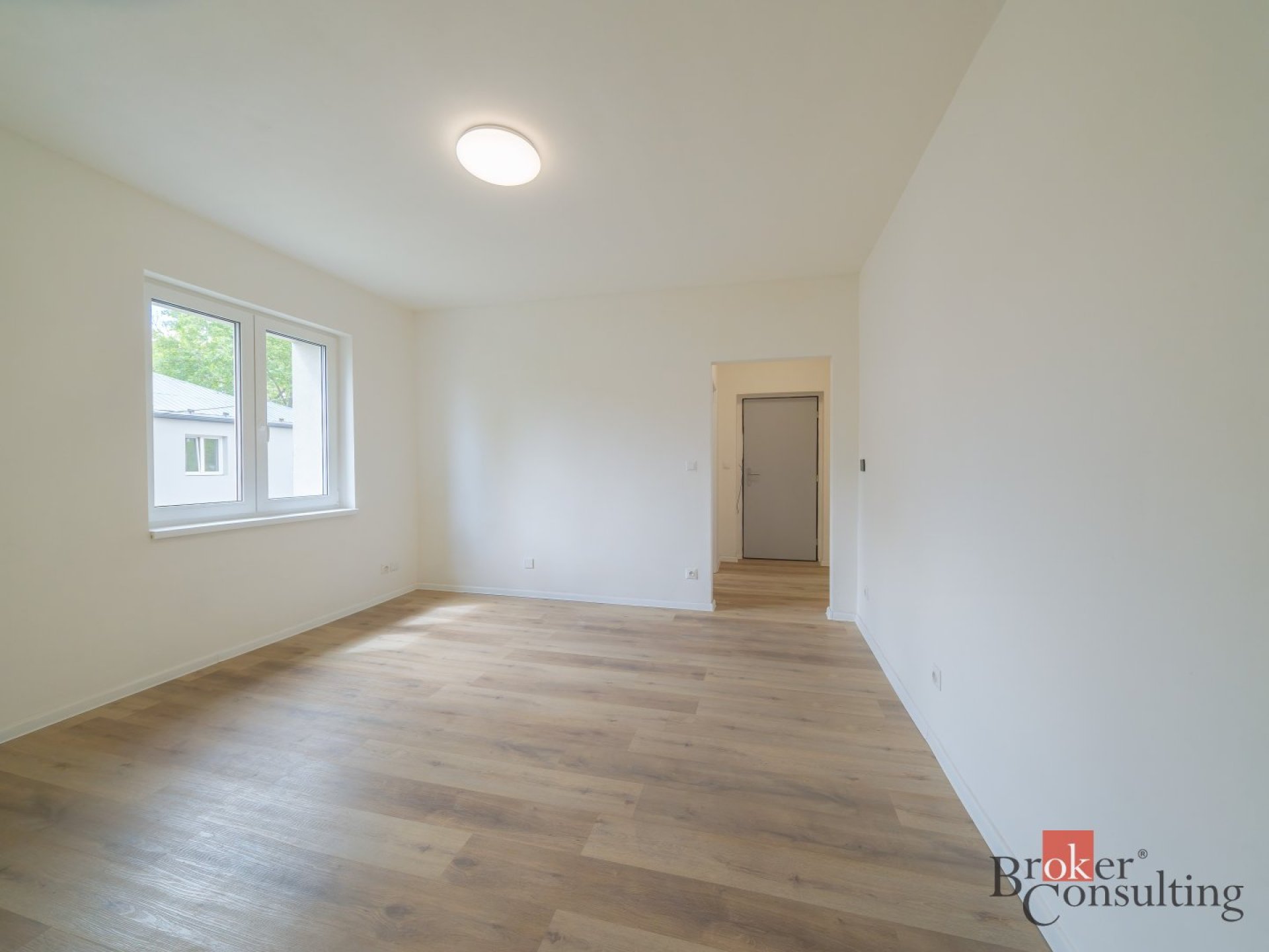 Pronájem moderního bytu 2+kk, 38 m² – Ostrava, Mariánské Hory, ul. Cottonové