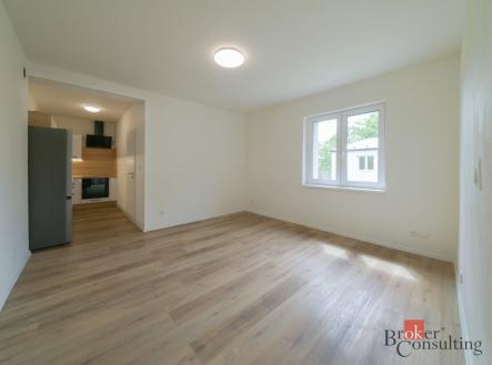 Pronájem bytu, 2+kk, 38 m²
