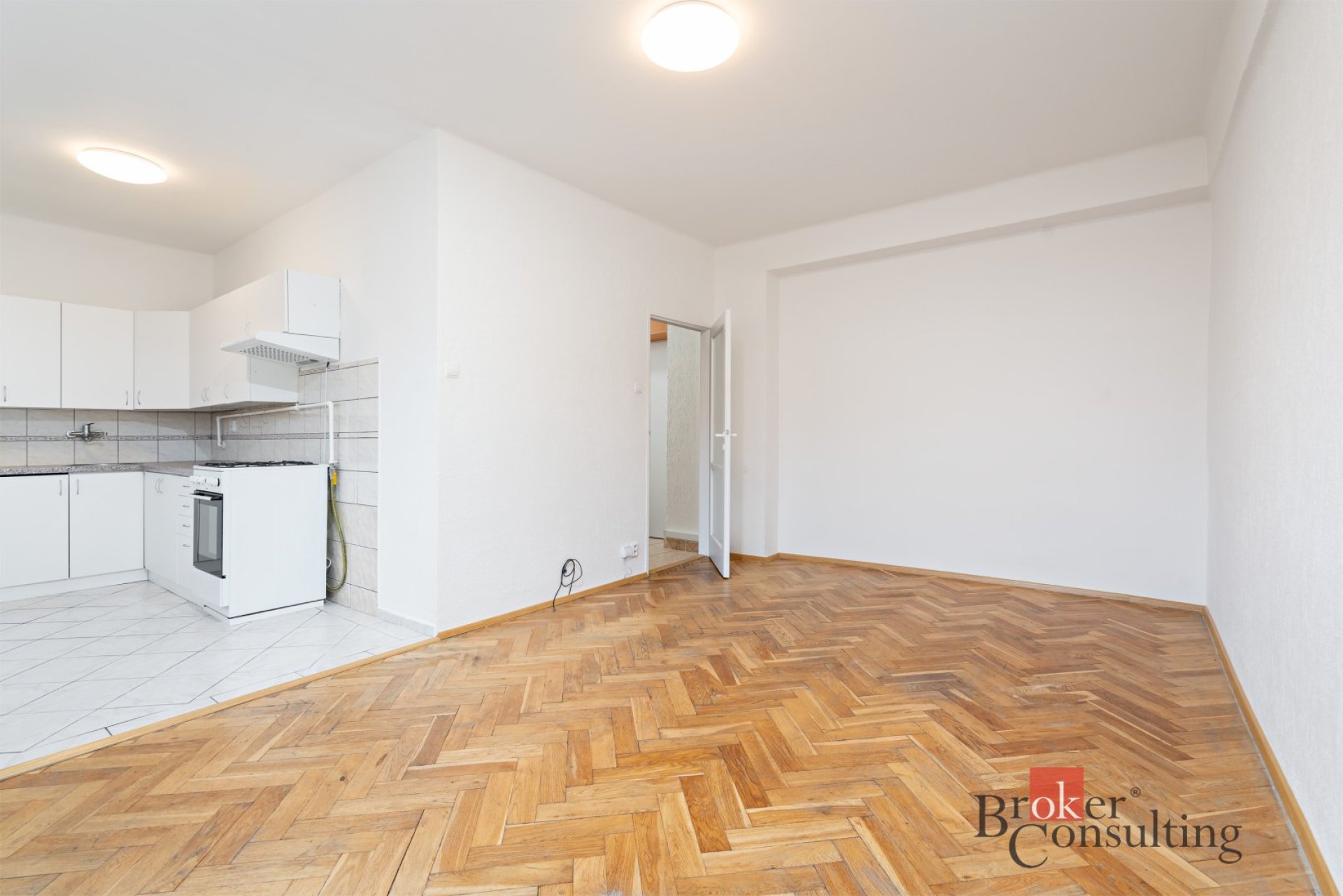 Prodej byt 2KK se 2 balkóny, ulice Čechova, Plzeň - Bory