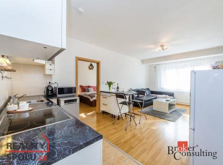 Pronájem bytu, 2+kk, 48 m²