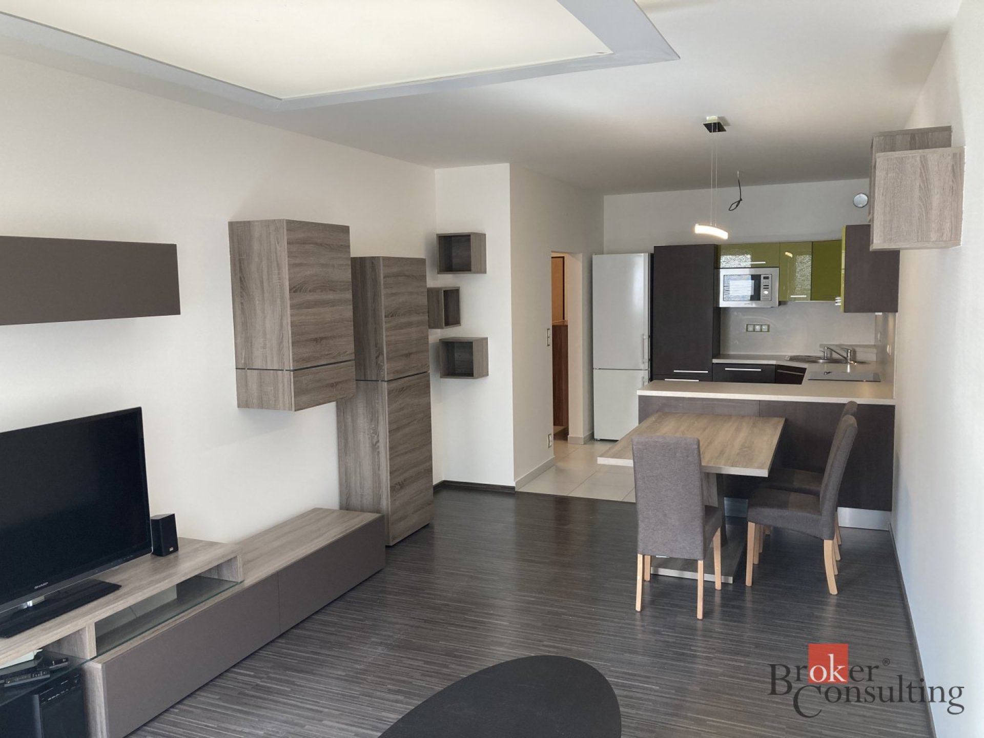 Pronájem bytu 3+kk, 75m2,  s krytou lodžií a garážovým stáním