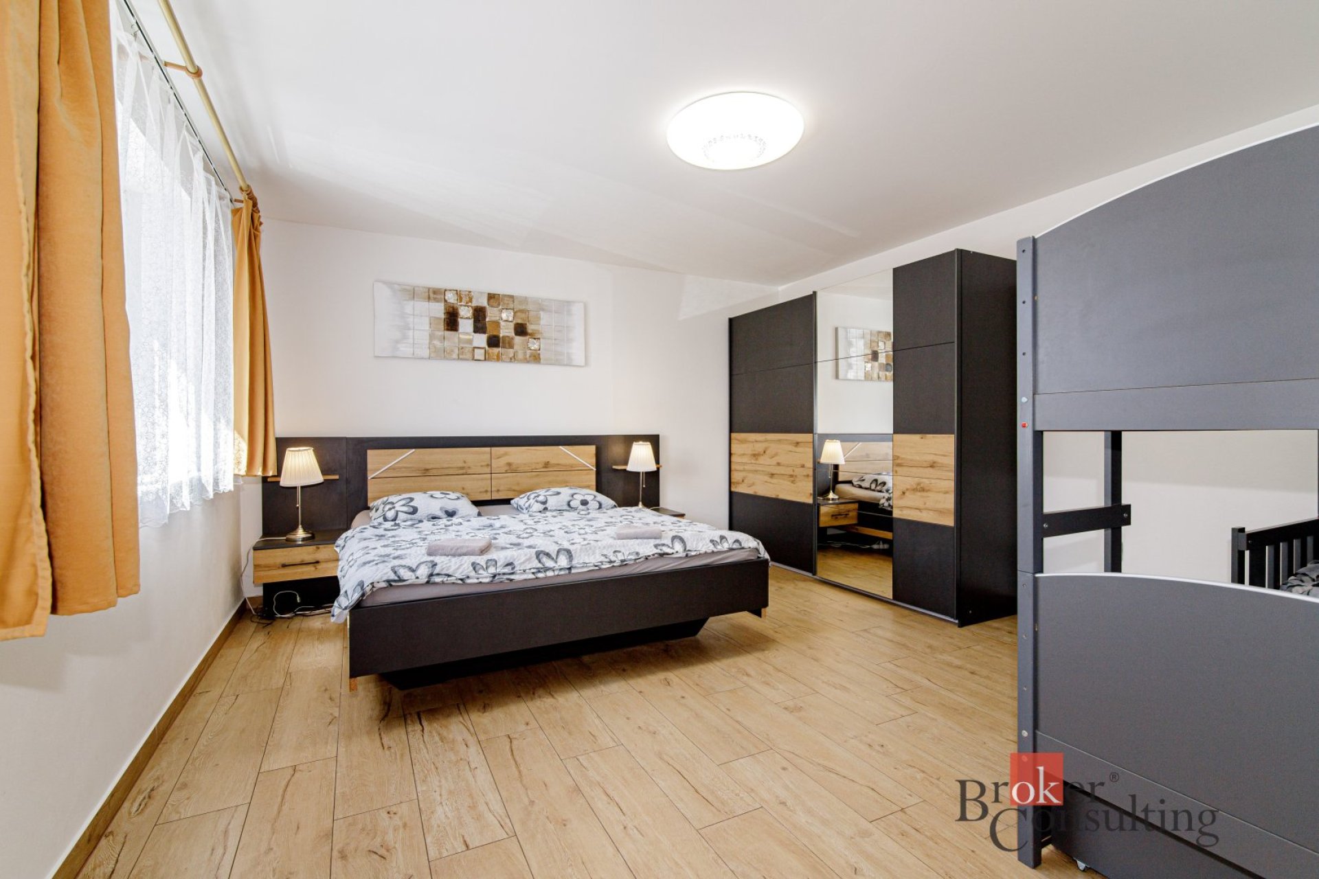 Prodej, domy/chalupa, 250 m2, Raťkov 177, 75605 Karolinka, Vsetín [ID 84625]