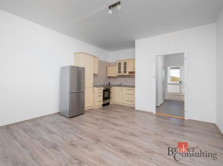 Pronájem bytu, 2+kk, 42 m²