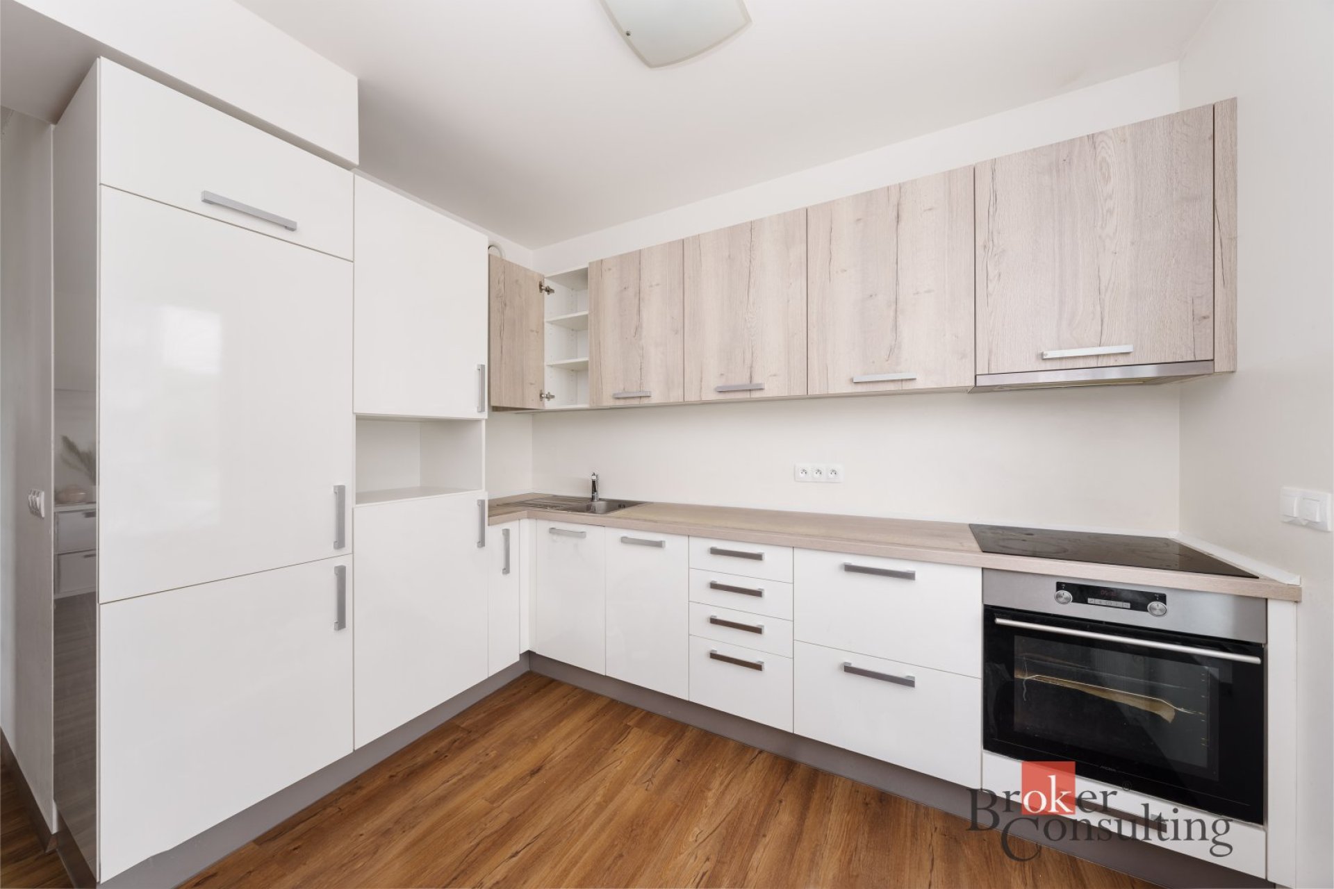 Prodej, byty/2+kk, 52 m2, Šífařská 575/6, 14700 Praha, Hlavní město Praha [ID 85804]