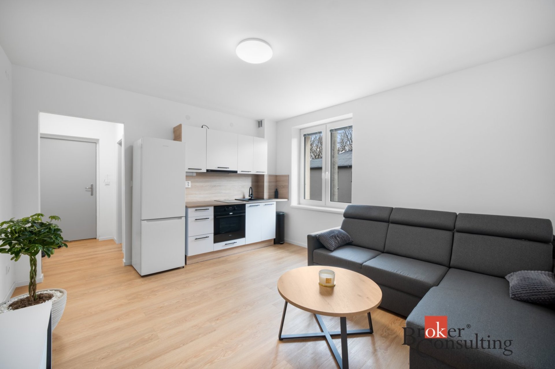Pronájem, byty 2+kk, 37 m2