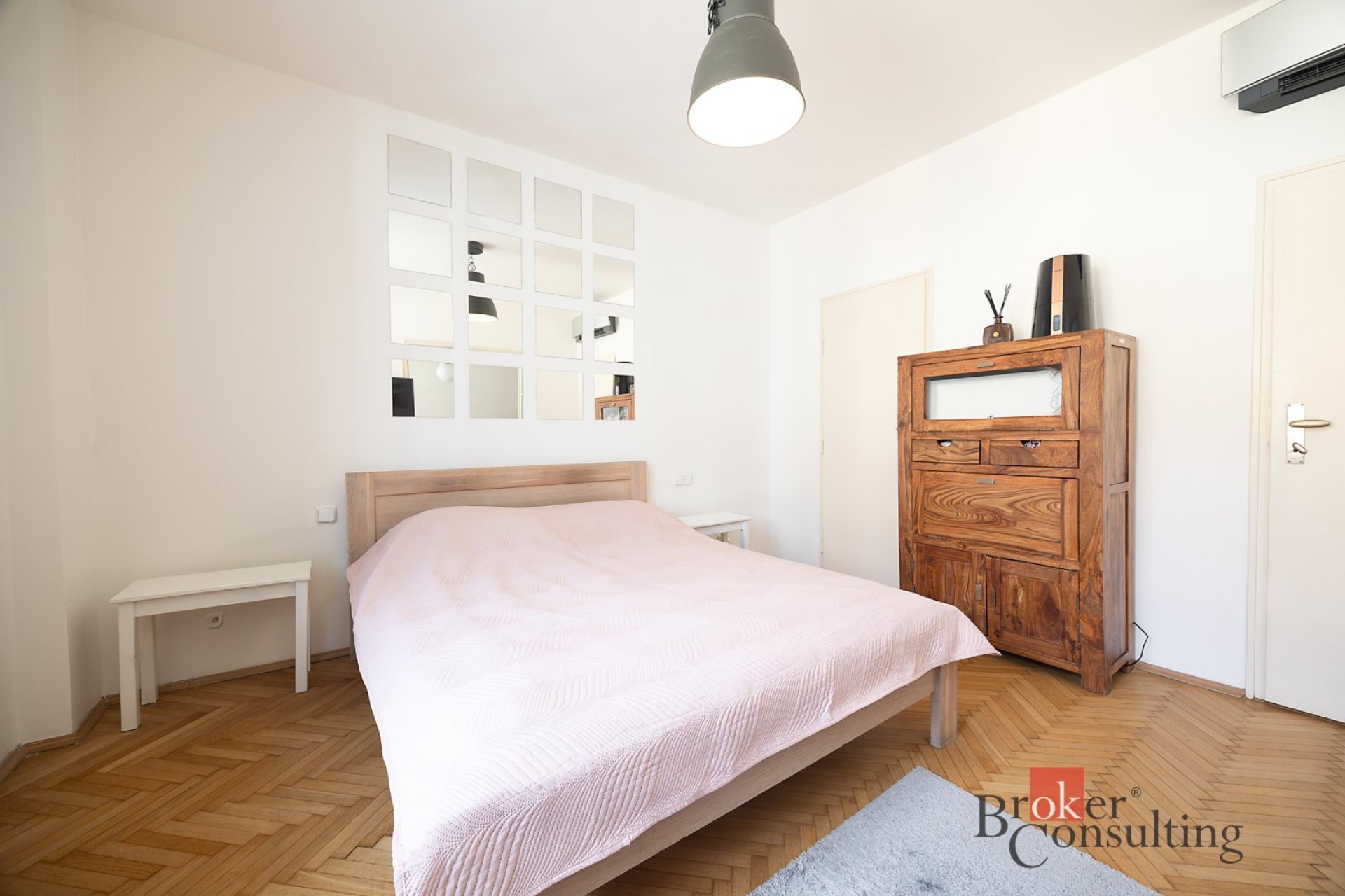 Prodej, byt 3+kk, 85m2, Praha 1 - Dlouhá