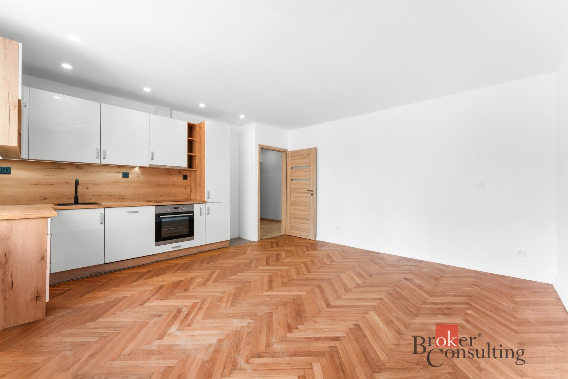 Pronájem, byty/3+kk, 71.6 m2, Na Hamrech 1484, 54701 Náchod, Náchod [ID 86039]