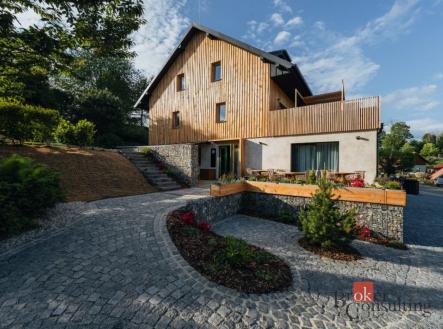 Prodej pozemku pro komerční výstavbu, 12 261 m²