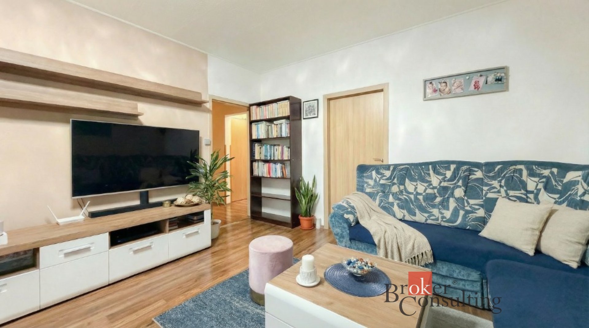 Pronájem bytu 3+1 s balkonem, 68 m², poslední patro – ul. Václava Jiřikovského