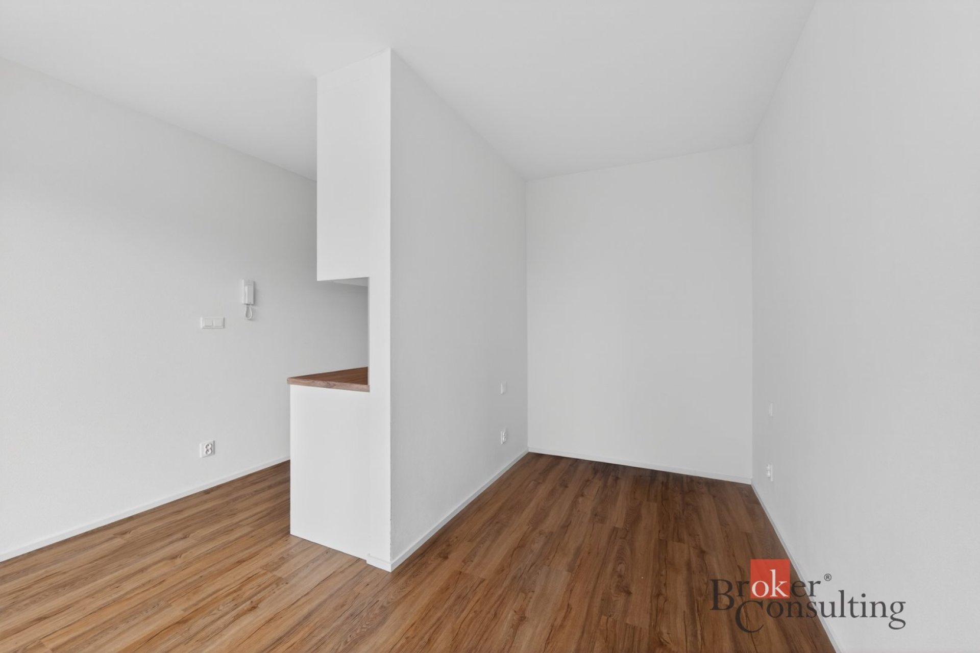 Pronájem, byty/1+kk, 27 m2, Plzeň , Plzeň-město [ID 85955]