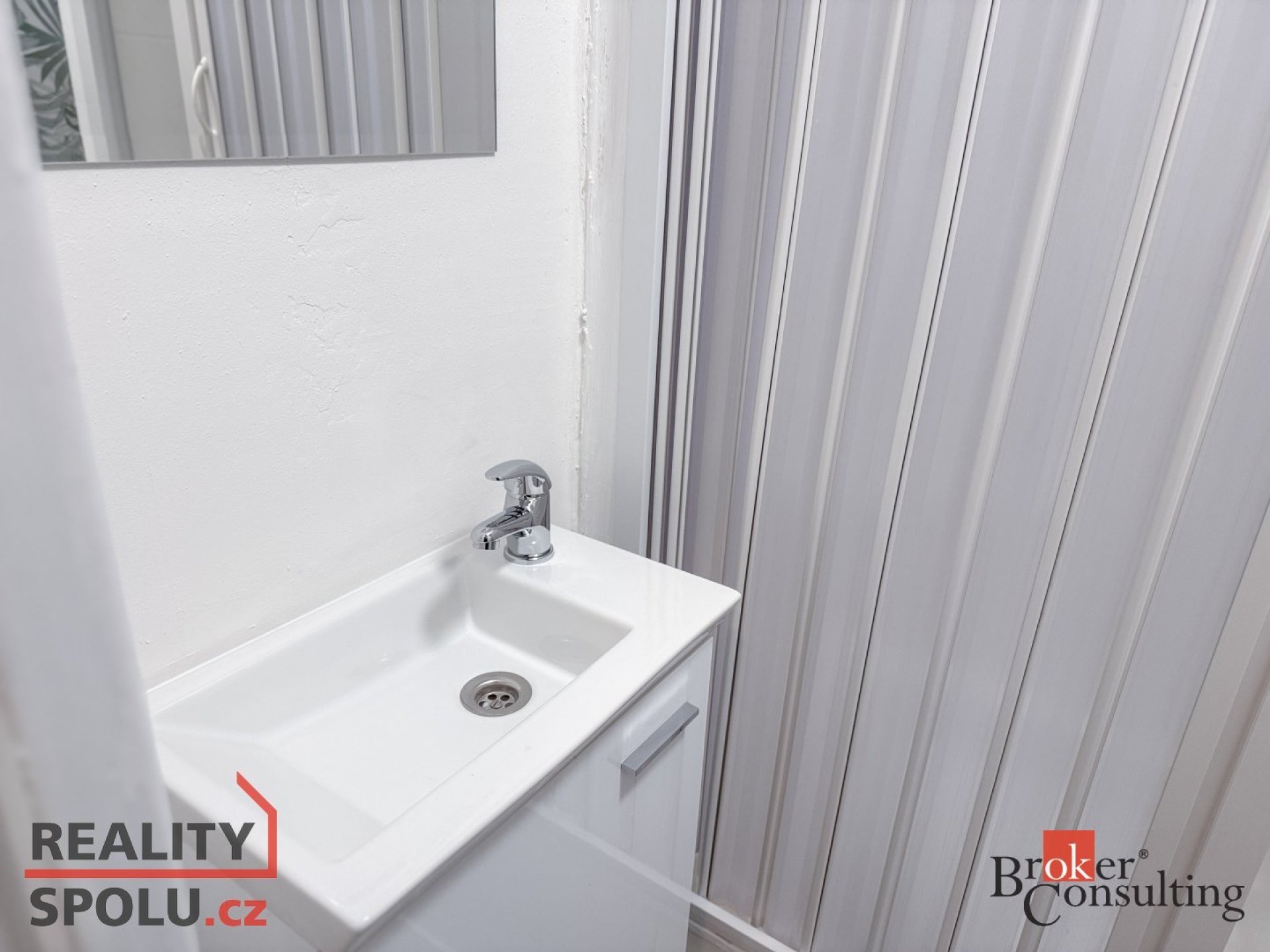 Pronájem, byty/1+kk, 24 m2, Pražská 1531, 54701 Náchod, Náchod [ID 86318]