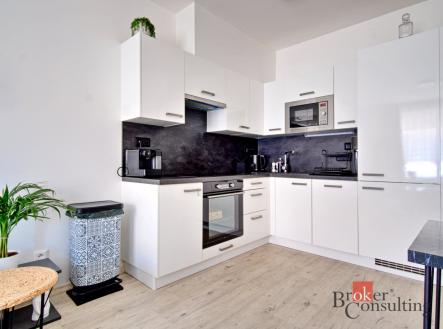 Pronájem bytu, 2+kk, 48 m²