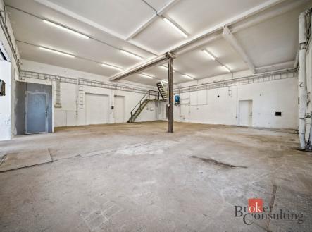 Pronájem komerčního objektu, sklad, 222 m²