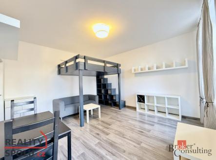 Pronájem bytu, 1+kk, 40 m²