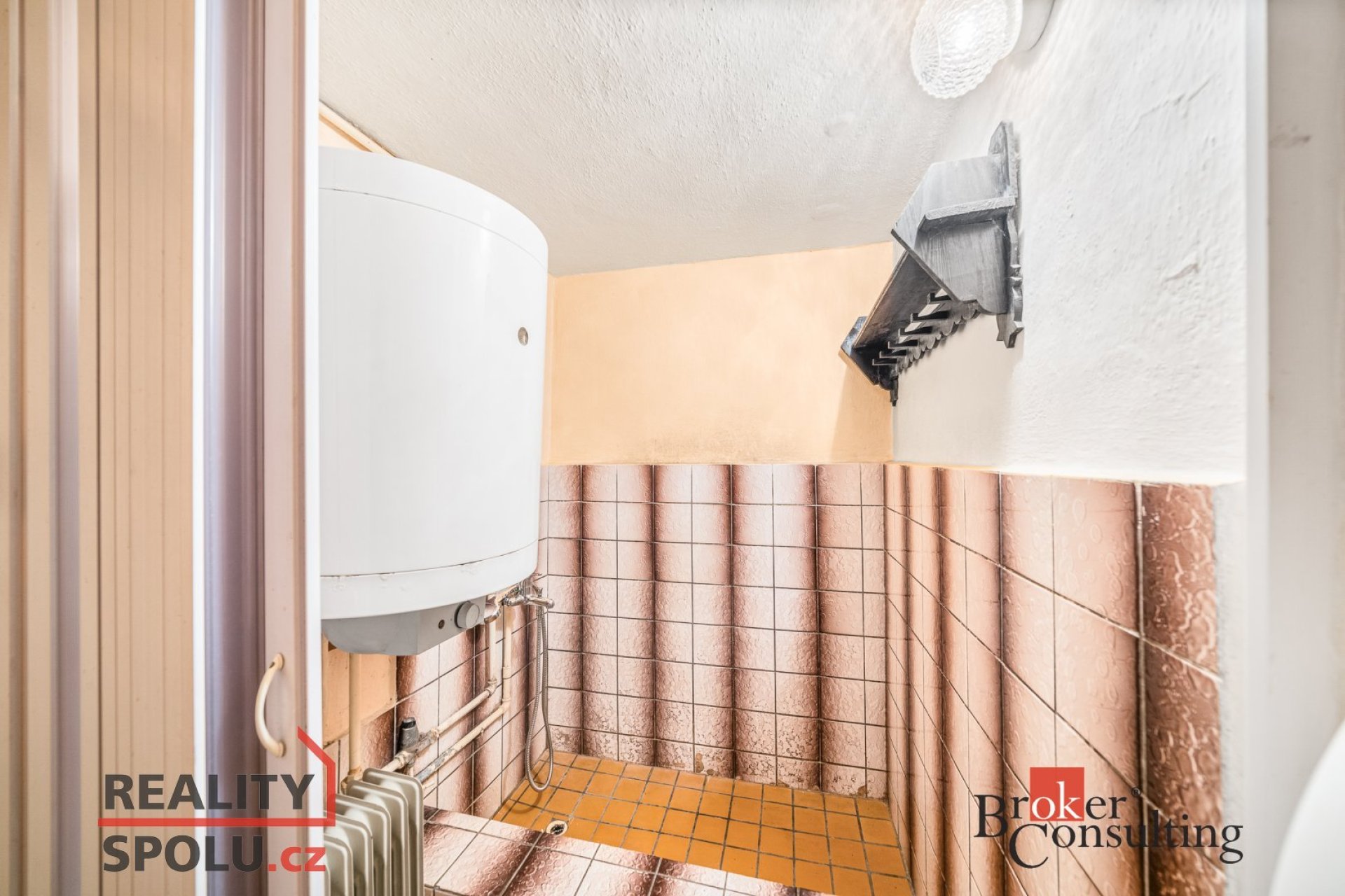 Prodej, rodinný dům 3+kk, 385m², obec Černošín, ulice Husova