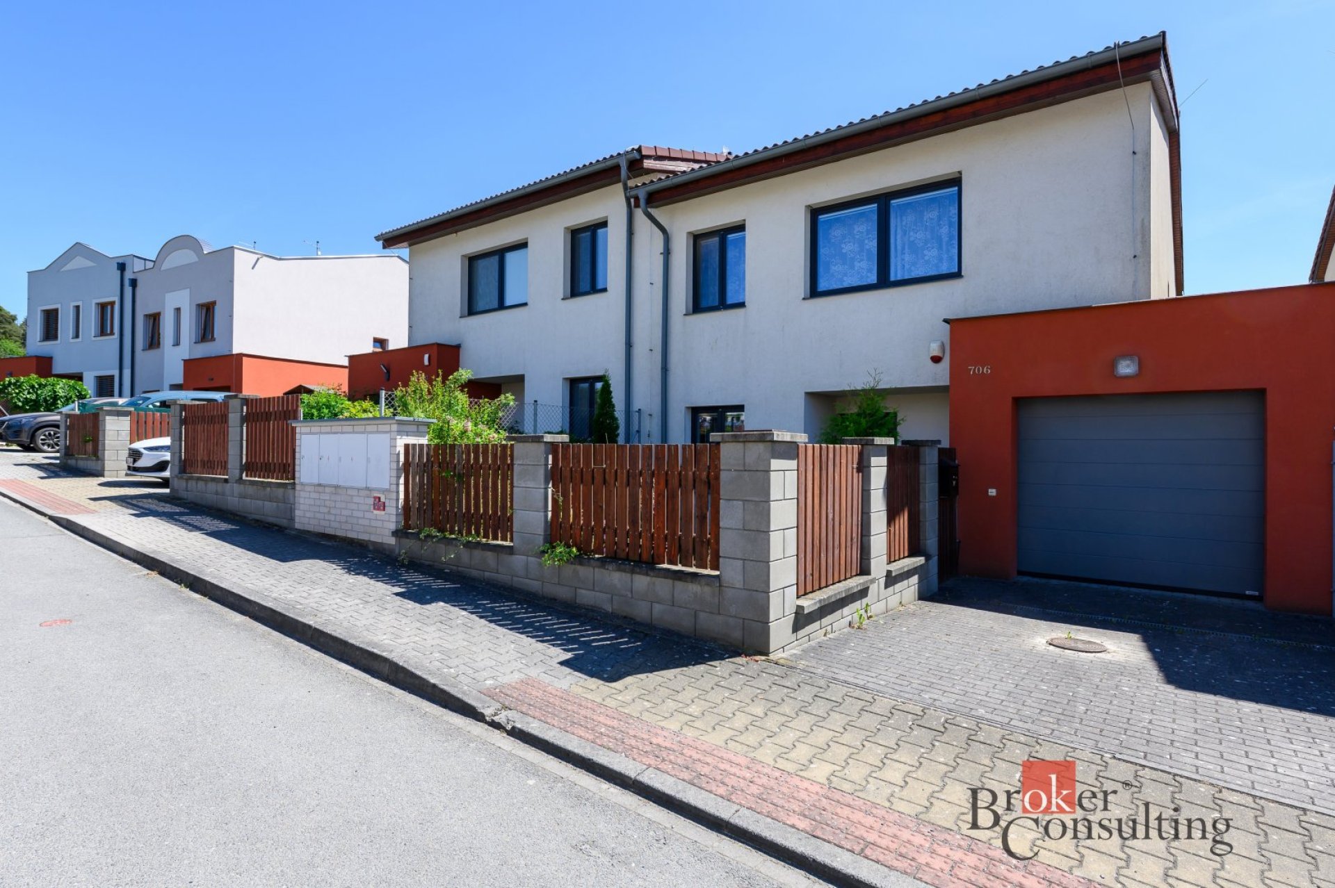 Pronájem, rodinný dům 5+kk, 265 m2, Plzeň, ul. Třešňová