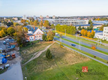 Pronájem pozemku pro komerční výstavbu, 1 698 m²