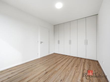 Pronájem bytu, 2+kk, 52,3 m²