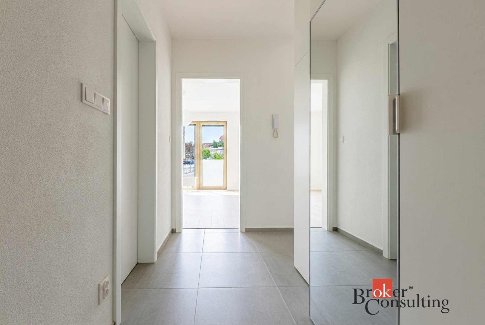 Pronájem, byty/2+kk, 69 m2, Zahradní 2854/2, 32600 Plzeň, Plzeň-město [ID 85697]