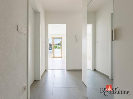 Pronájem bytu, 2+kk, 69 m²