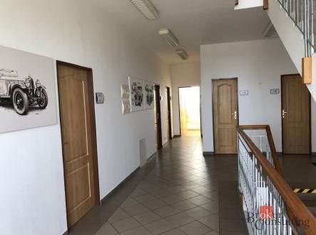 Pronájem komerčního objektu, administrativní budova, 25,08 m²