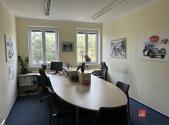 Pronájem komerčního objektu, administrativní budova, 126,01 m²