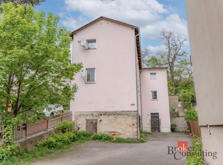 Prodej komerčního objektu, jiný, 285 m²