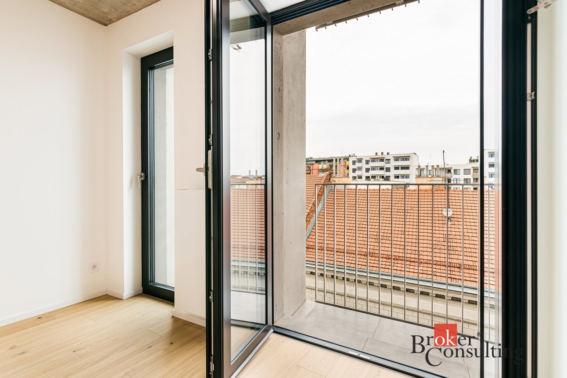 Pronájem, byty/1+kk, 26 m2, Bratislavská, Brno, Brno-město [ID 86628]