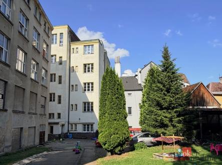 Pronájem bytu, 2+1, 77 m²