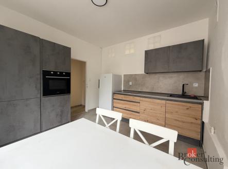Pronájem bytu, 2+1, 77 m²