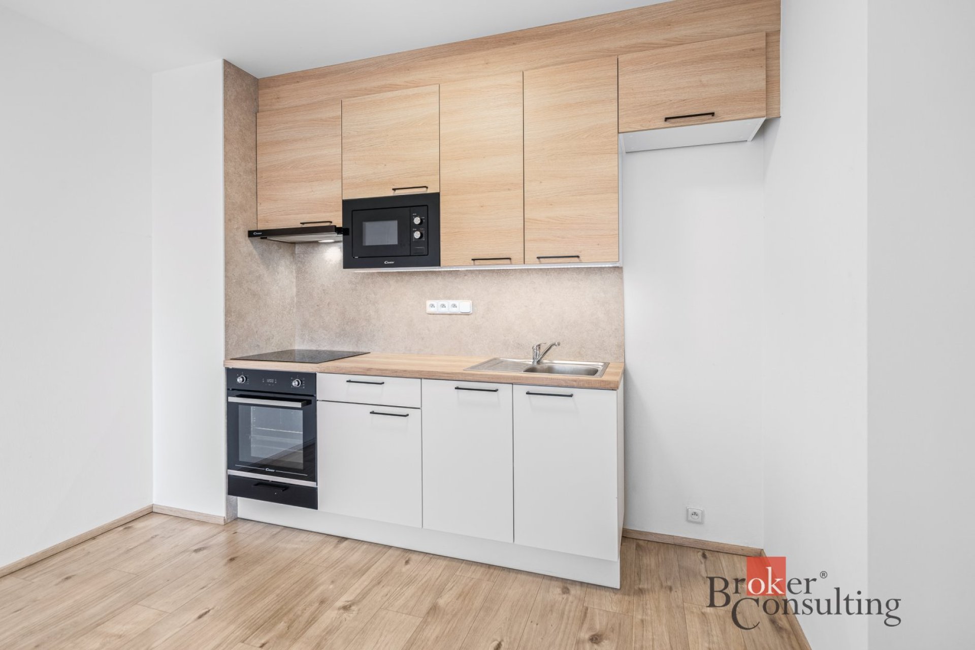 Krásný byt 2+kk s balkonem a parkovacím stáním
