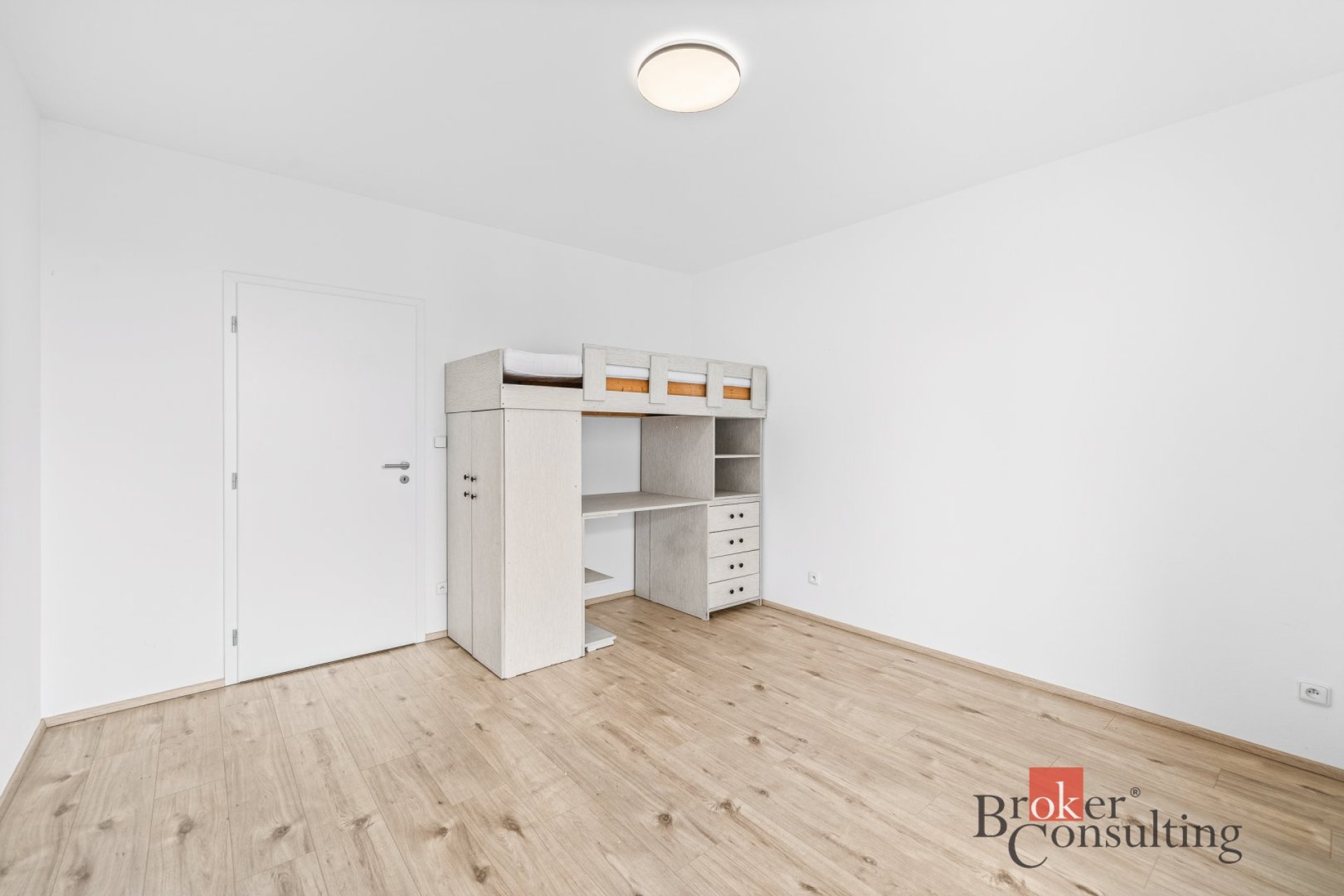 Krásný byt 2+kk s balkonem a parkovacím stáním