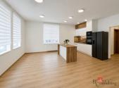 Pronájem bytu, 4+kk, 88 m²